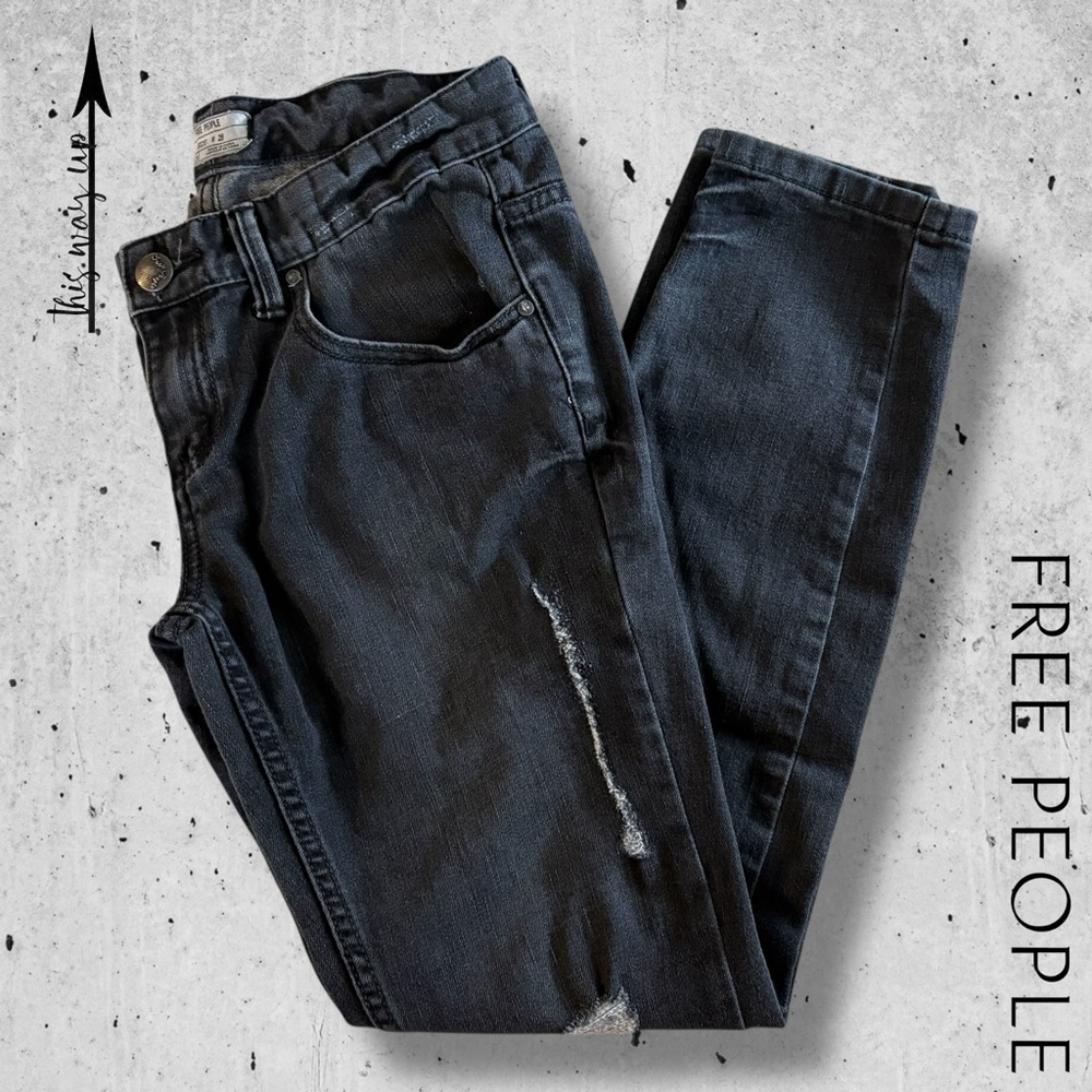 FREE PEOPLE Black Distressed Skinny Jeans